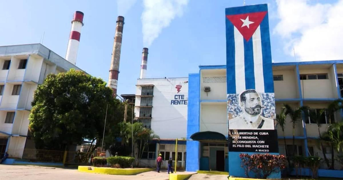 Power Outage Sparks Fire at Santiago de Cuba's Renté Thermoelectric Plant