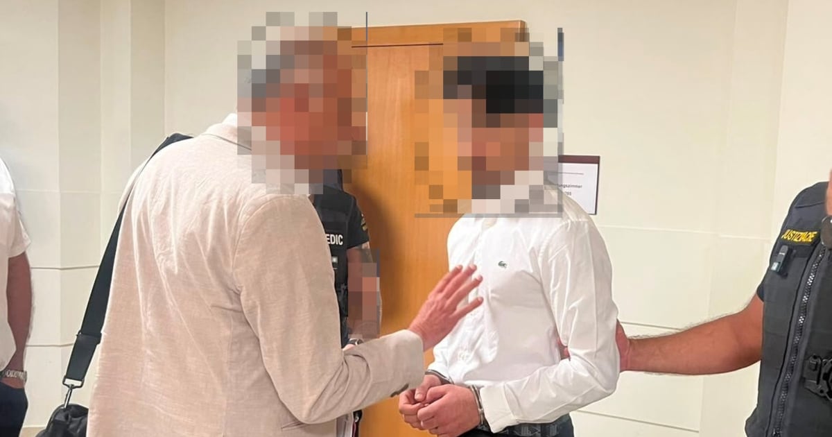 Teilbedingte Haft - Mit Messer im Club: Syrer attackierte drei Männer