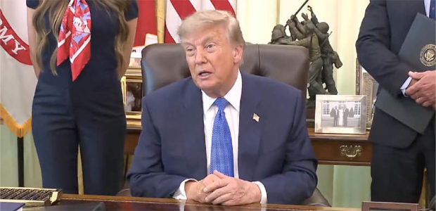 BREAKING VIDEOS – President Trump comments on Strait of Hormuz and decapitating Iran