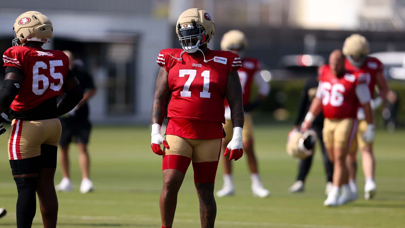 49ers’ Trent Williams in hot water after Porsche lease lawsuit