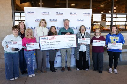 United Supermarkets, Cheez-It Donate $10K To Extra Yard For Teachers Initiative