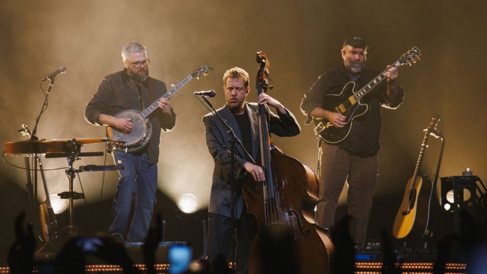 Mumford & Sons drop video for Chris Stapleton collab ‘Here’ featuring star-studded cast