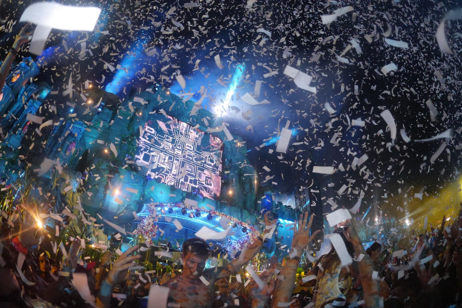 Medellin Gets Ready for the La Solar 2026 Music Festival