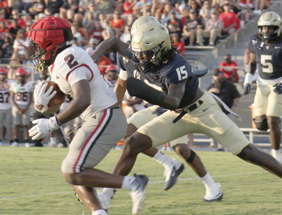 Cairo looks to ‘clean up’ mistakes following scrimmage loss