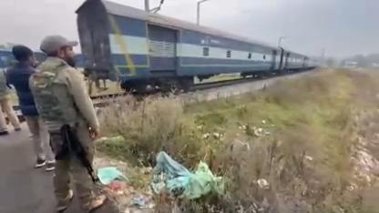 Kashmir welcomes first Maruti Suzuki car rake via rail