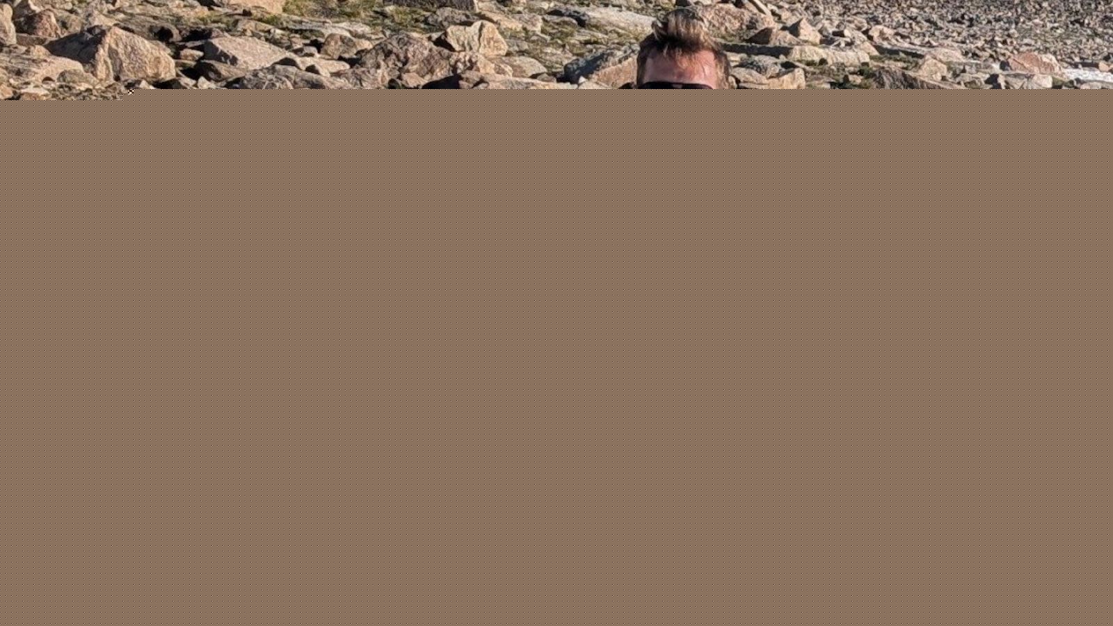 Impaled by his own trekking pole, American hiker walks 16 km for surgery