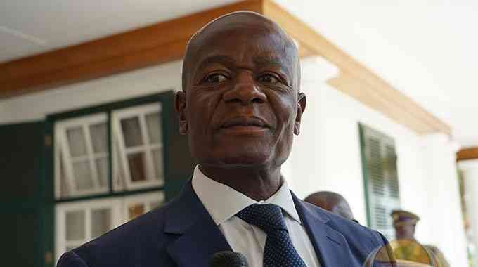 Garwe warns against Sabhuku deals in land sales