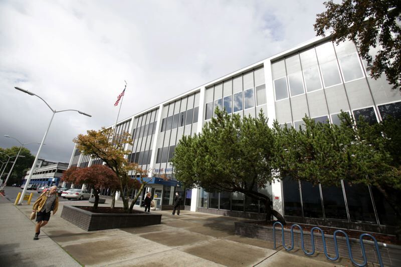 Federal shutdown ripples across Oregon, with thousands of workers furloughed