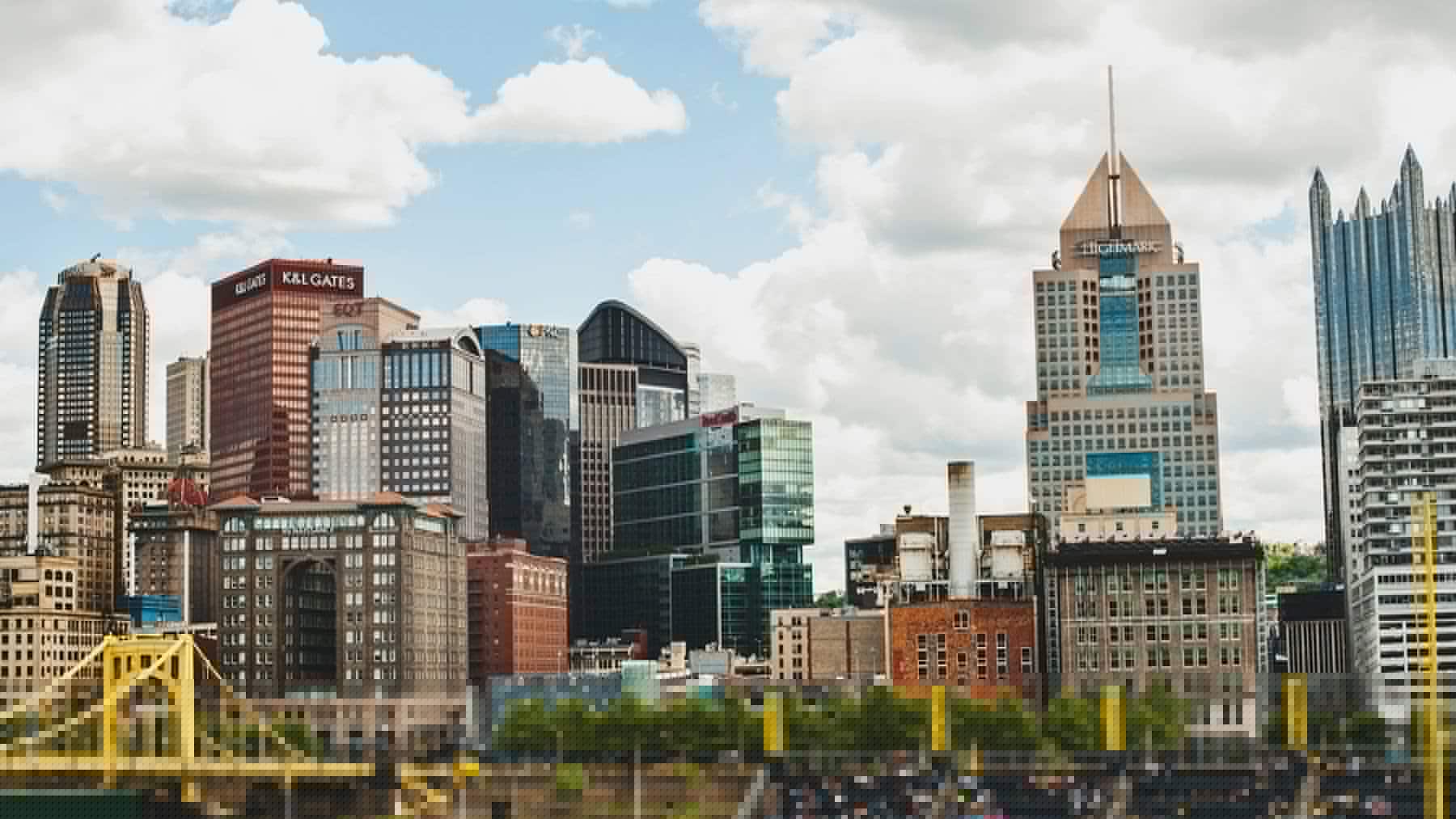 El Departamento de Transporte de Pensilvania reabre el puente de Commercial Street en Pittsburgh una semana antes de lo programado