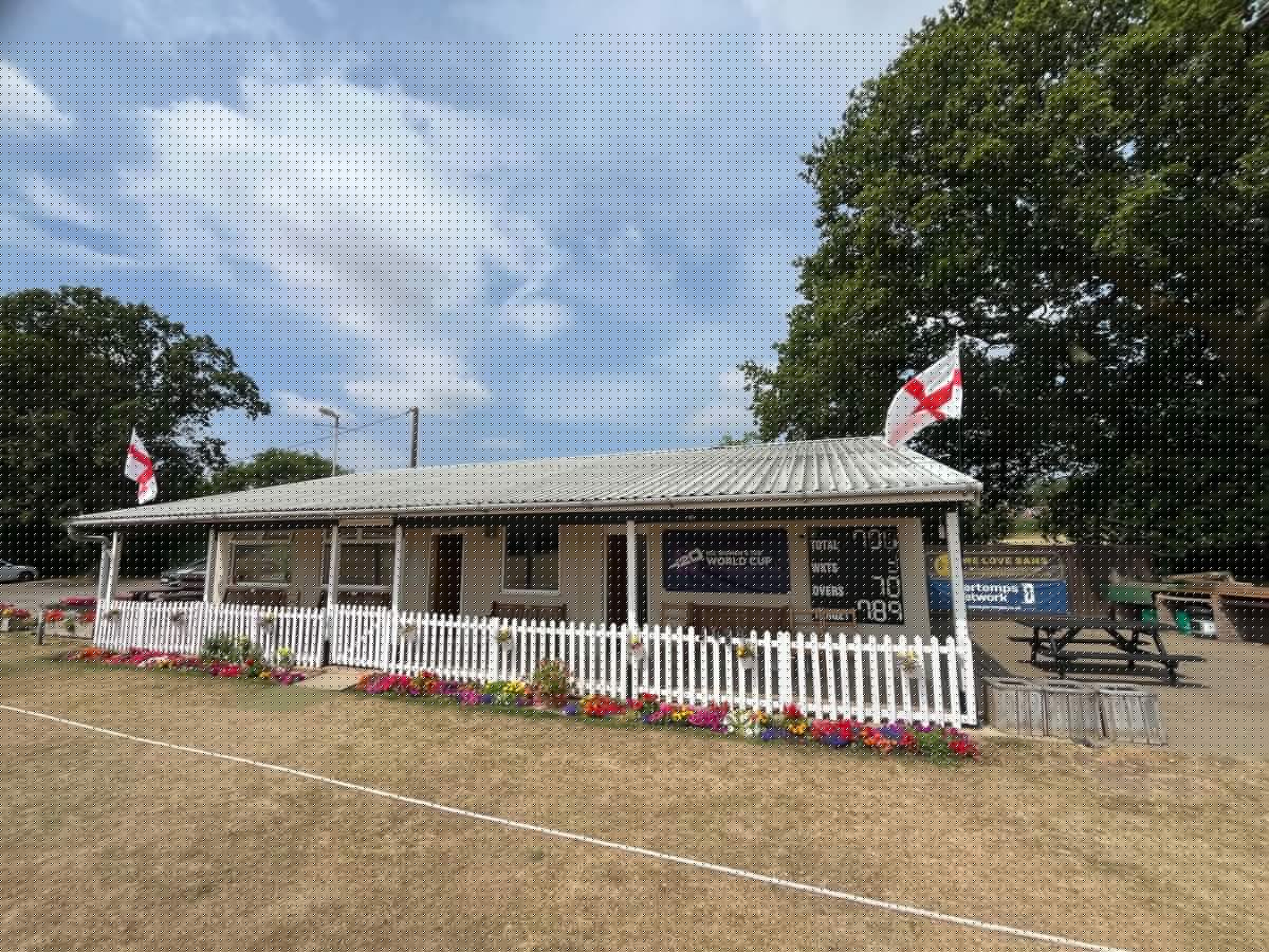 CRICKET - Norton Lindsey set to miss out on promotion after Long Itchington defeat