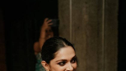 Deepika Padukone's bandhani sari is edged with marodi embroidery