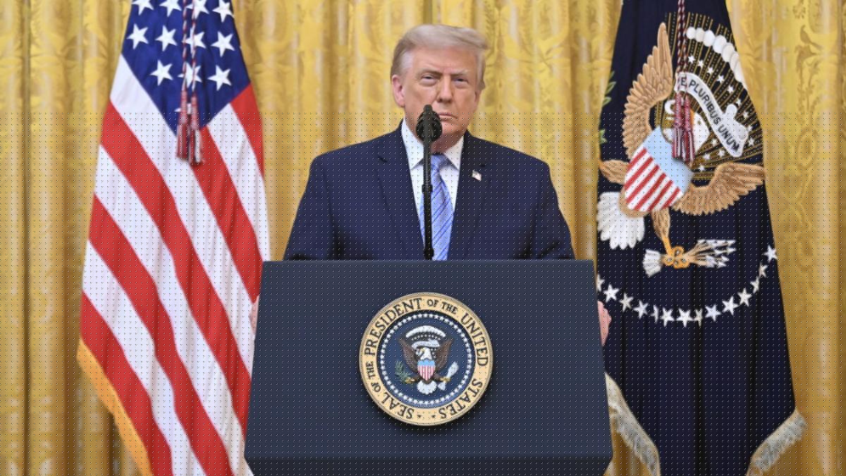Trump avertizează Rusia și China să nu se implice în conflictul cu Iranul
