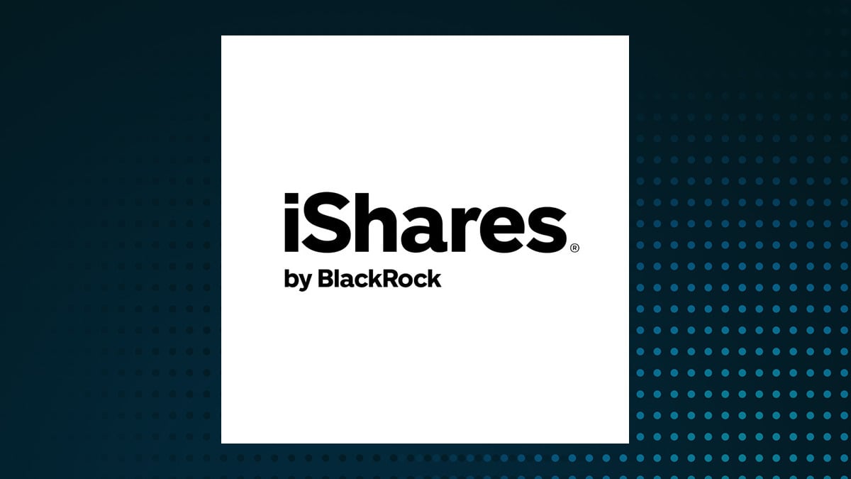 MassMutual Private Wealth & Trust FSB Raises Holdings in iShares Core MSCI EAFE ETF $IEFA