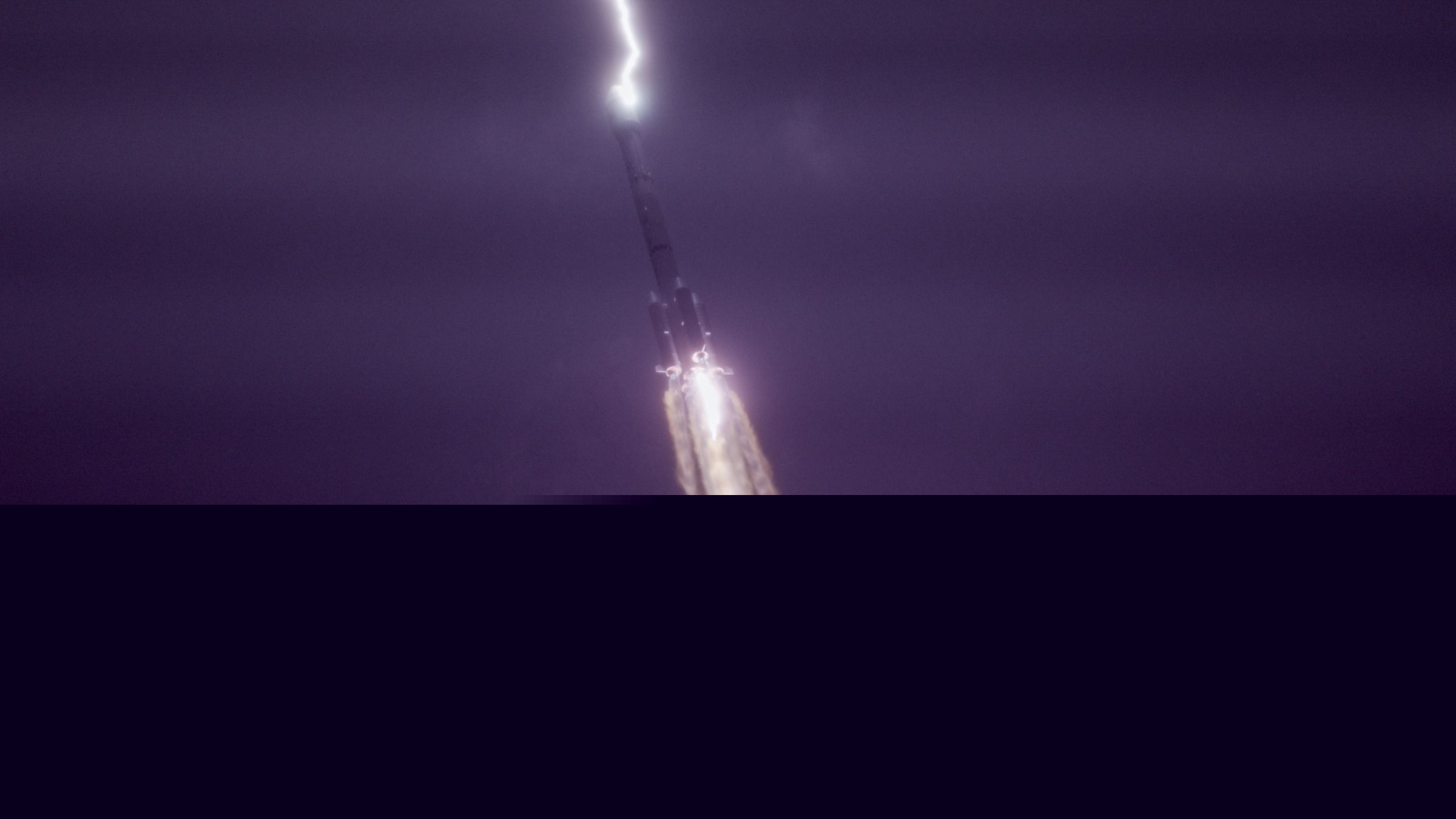 Chinese rocket hit by rare midair lightning strike moments after launch as onlookers gasp in horror (video)