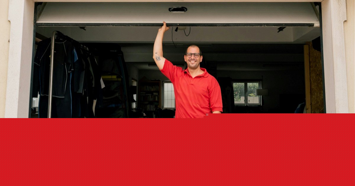 Landlord threatens Wisconsin renter with a lease violation over parking a Corvette in the home garage: ’Just saying "you're being loud" in an arbitrary manner with nothing in a lease to back it up is an empty threat’