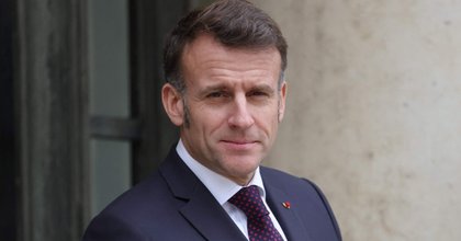 Ohne Brille unterwegs - Macron hat Erkrankung der Augen gut überstanden