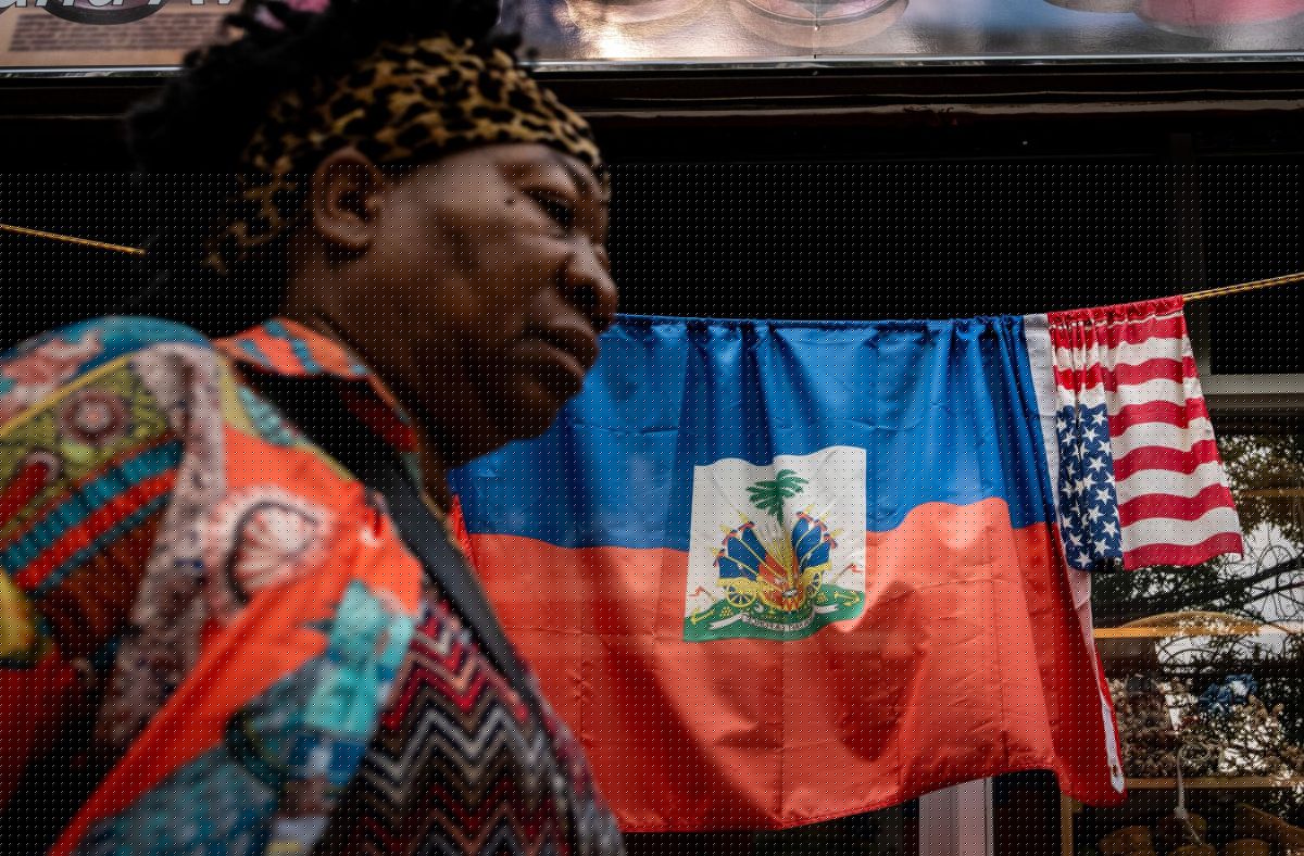 ICE coloca grillete electrónico a haitianos tras el fin del TPS: “Es humillante”