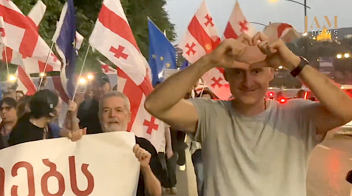 “Free the regime’s prisoners” – March in Tbilisi | Video podcast “Protests in Georgia”