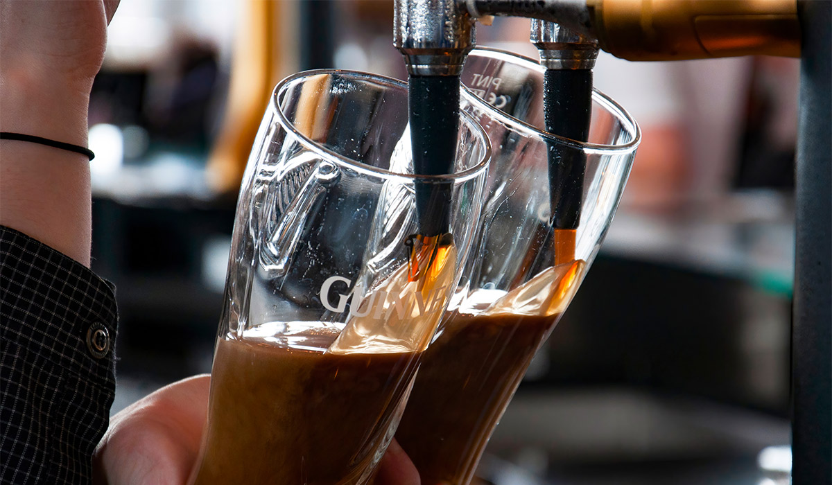 ‘For the pints’ — How one Irishman is keeping New York’s Guinness up to standard