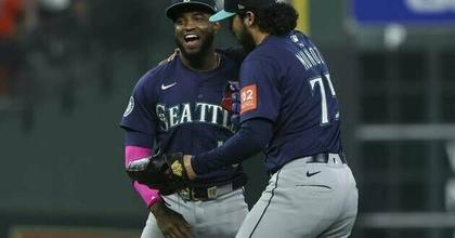 Red-hot Mariners 'take care of business' ahead of finale vs. Astros