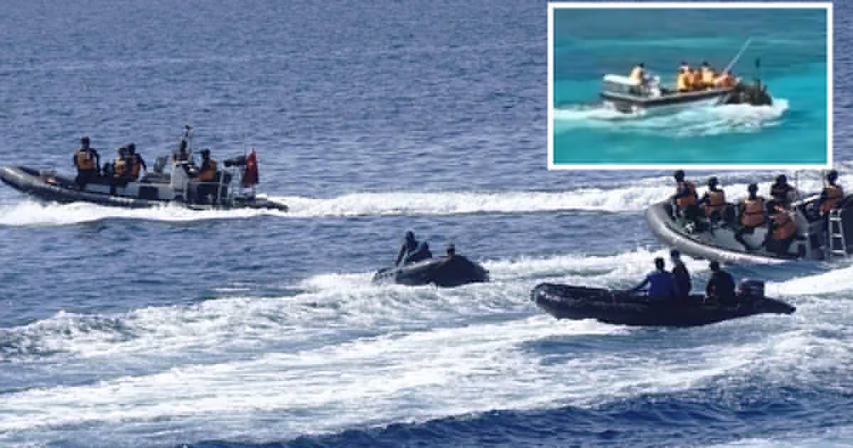 China und Philippinen - Prügelattacke: Marinen schlagen sich mit Paddeln