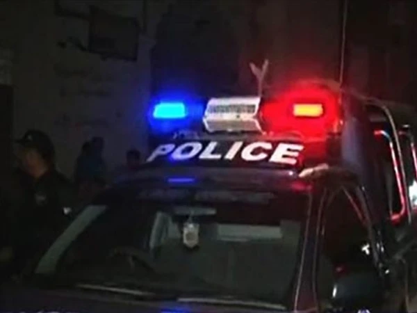کراچی، شہر کے مختلف علاقوں میں پولیس مقابلے، 4 زخمیوں سمیت 8 ڈاکو گرفتار