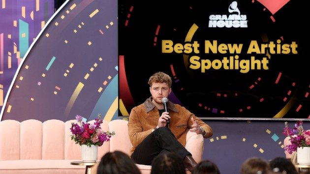 Alex Warren visits parents’ graves ahead of Grammys: ‘I know they’re watching’