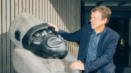 Krefeld – Neueröffnung des Affenhauses nach Brandkatastrophe: Manchmal sieht er noch die Schimpansenhände