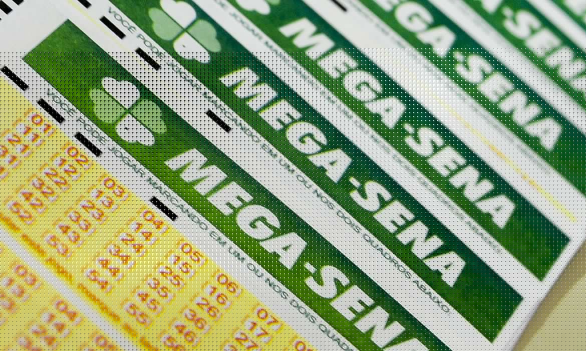 Mega-Sena 3038 sorteia prêmio de R$ 85 milhões; confira as dezenas