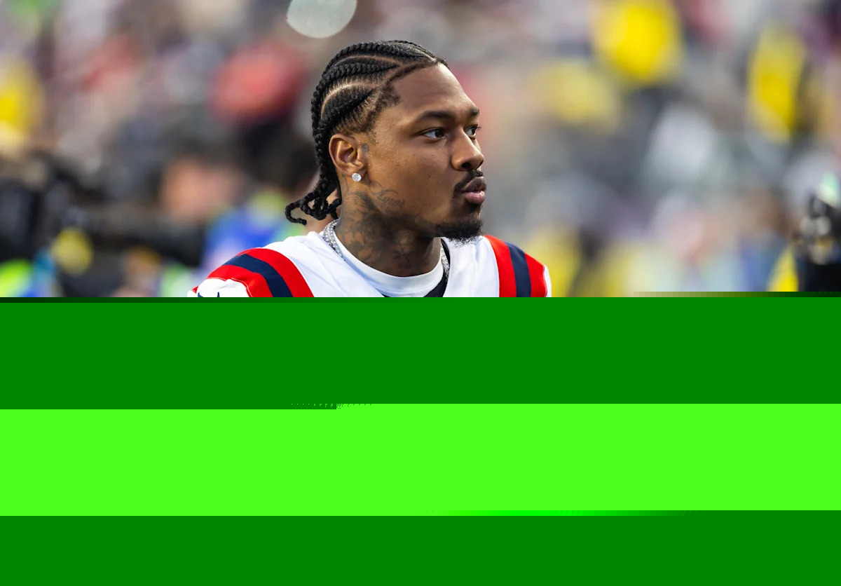 What's the latest between the Commanders and WR Stefon Diggs?