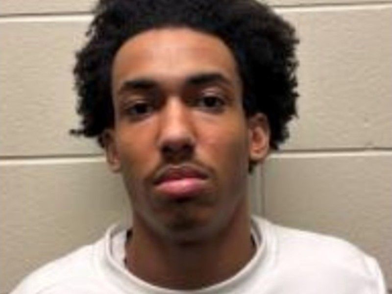 Toronto man, 18, arrested for attempted bank robbery in Niagara also accused of GTA guns-for-hire scheme
