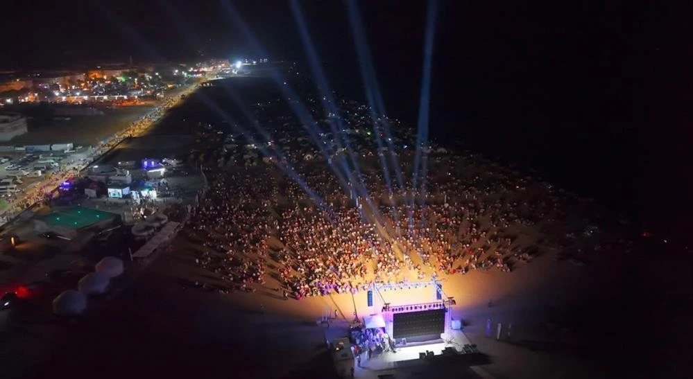 Bursa'da binlerce kişi meteor yağmuru için bir araya geldi