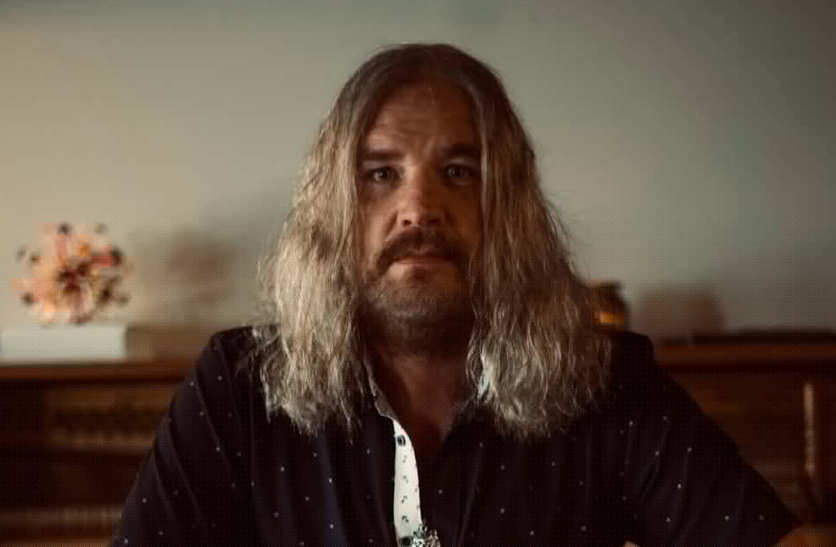 Israel Nash Announces Reimagining of The Byrds’ ‘Sweetheart of the Rodeo,’ Shares “You Ain’t Going Nowhere”