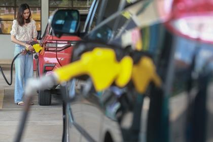 No restrictions for now on how many times you pump petrol, but govt will monitor for Budi95 abuse