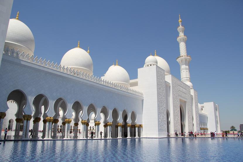 Pentingnya Menjaga Sholat: Jadwal Sholat Hari Ini 4 Oktober 2025 di Palembang