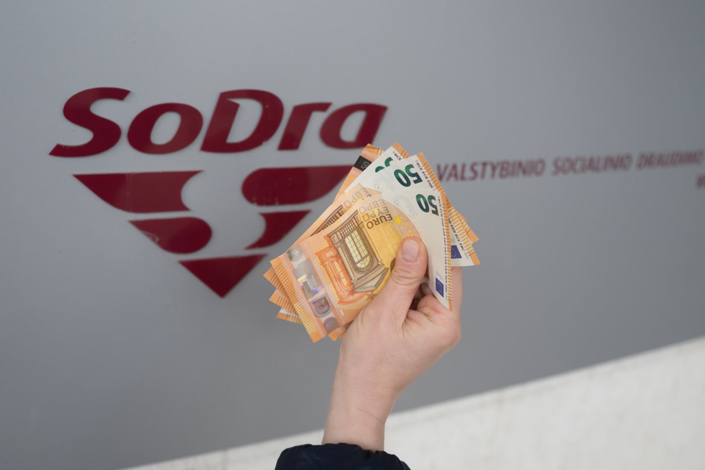 „Sodra“ išsiuntė laiškus tūkstančiams gyventojų – įspėja apie neatsiimtas išmokas