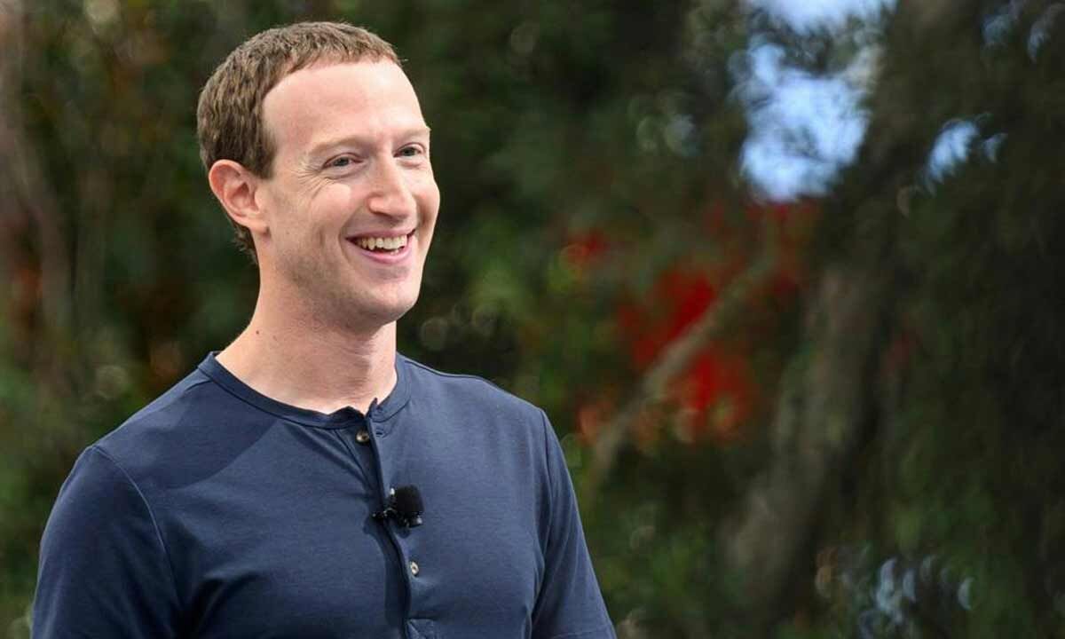 Mark Zuckerberg wants everyone to have access to superintelligent AI