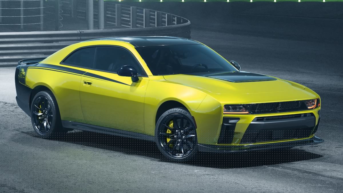 2027 Dodge Charger Super Bee Buzzes With 600 HP From a Highly Boosted Inline-Six