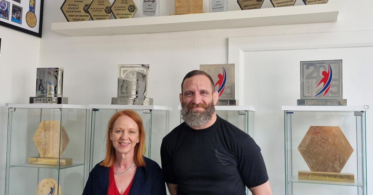 Bradford MP visits academy where Jiu Jitsu is helping youngsters thrive