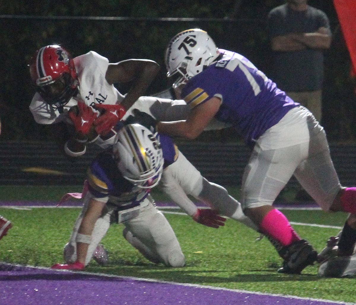 Central adopts new offensive approach to edge Potosi 31-28