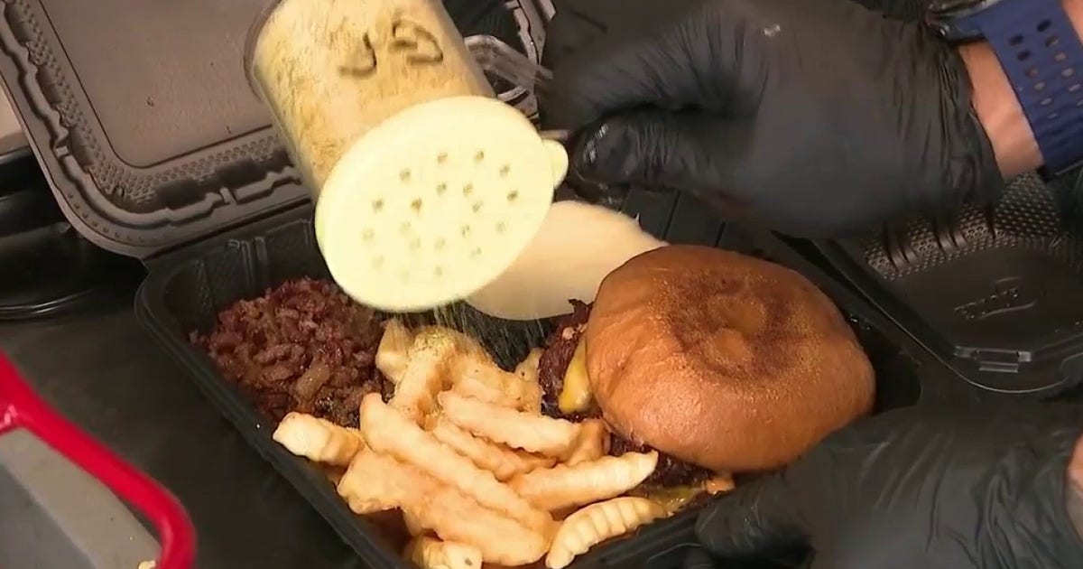 Burtgers Food Truck serves up cheese-dipped smash burgers