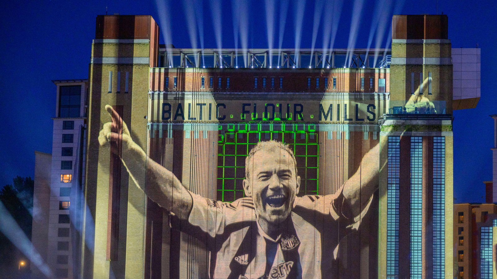 Alan Shearer gives his reaction following PSG 1 Newcastle 1