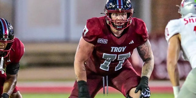 Availability Report: Trojans banged up heading into Battle for the Belt