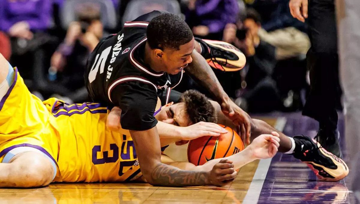 Bulldogs beat down LSU to end five-game skid