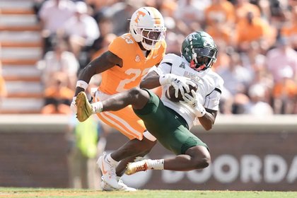 Boo Carter issues statement about Tennessee football departure, claims injury ended season
