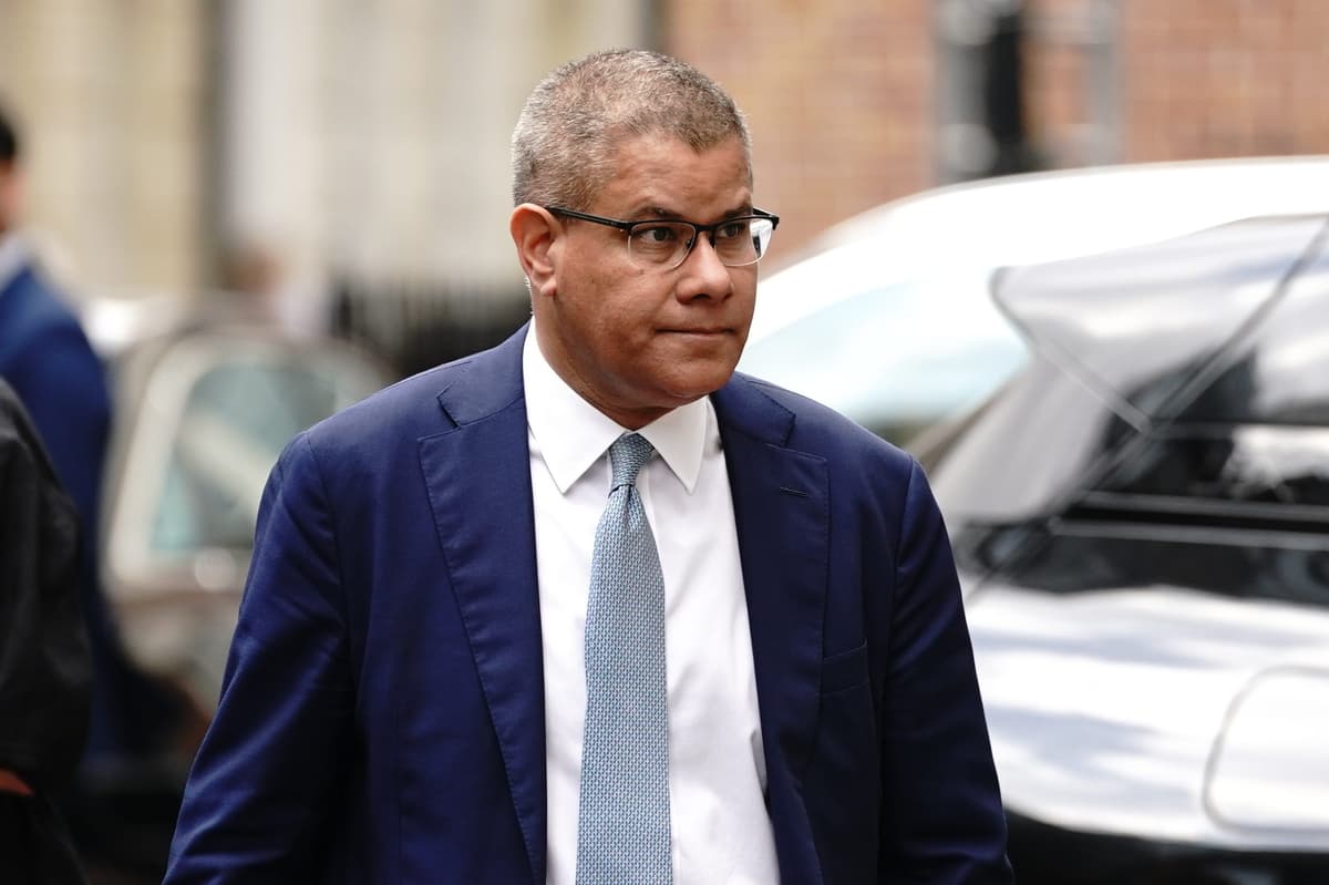 Scrapping landmark legislation risks future jobs, says Tory ex-climate chief
