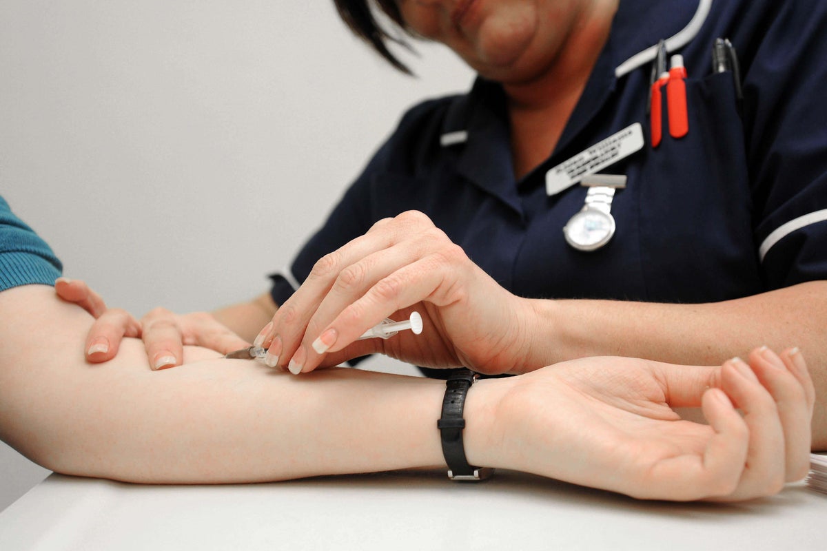 New ovarian cancer test that detects risk of disease to be rolled out