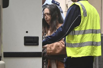 Australian woman is sentenced to life for poisoning relatives with mushrooms