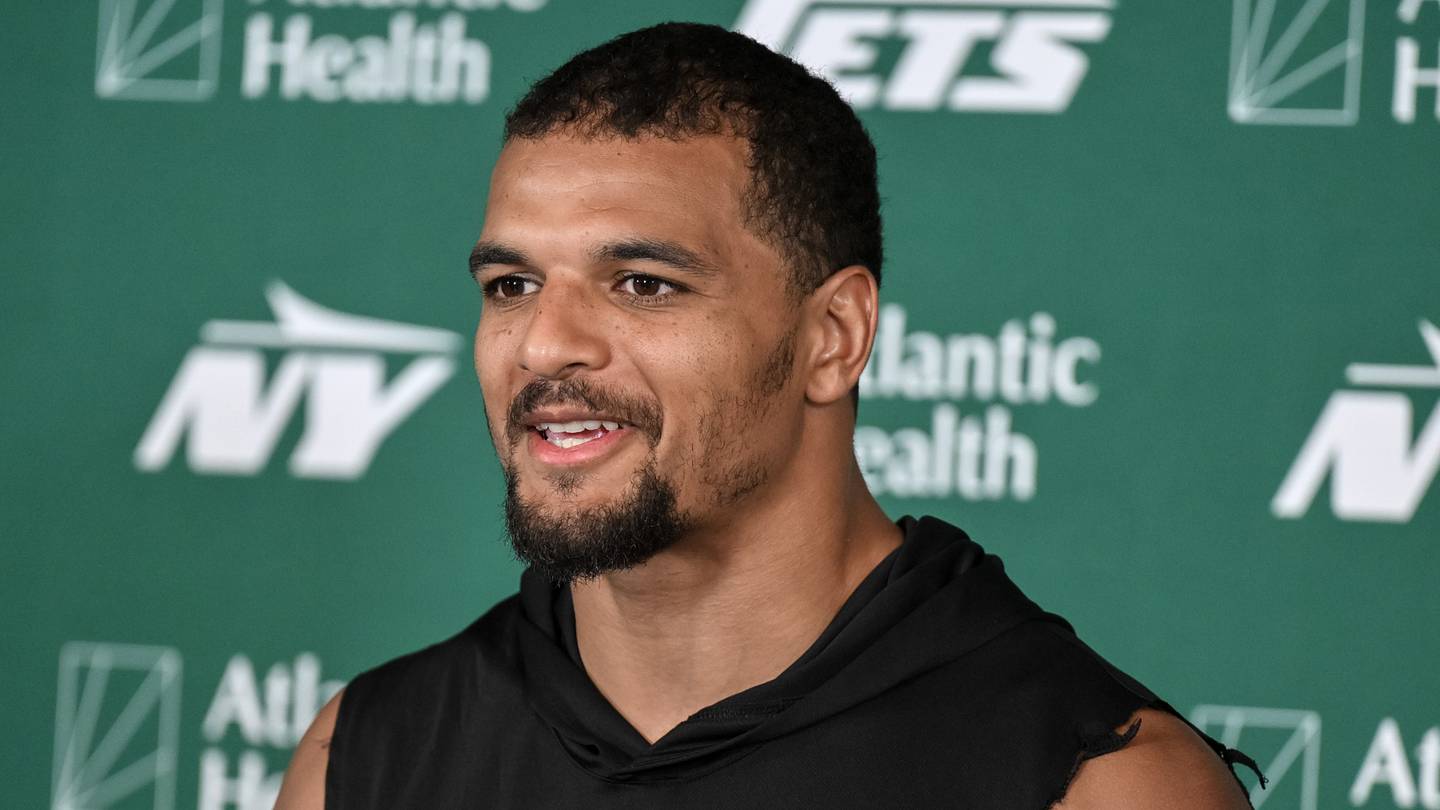 Minkah Fitzpatrick is helping the Jets in more ways than just his on-field play