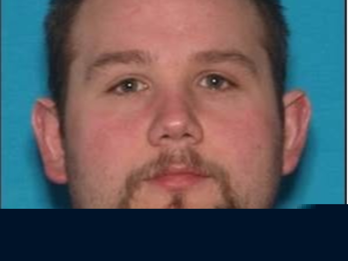 Independence, Kansas Police Department asks for public assistance in locating suspect
